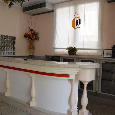 Carolin Hotel