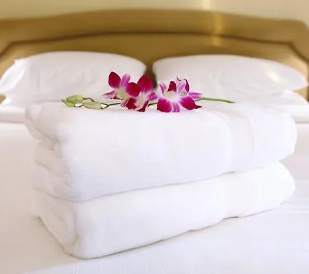 Carolin Hotel 3*